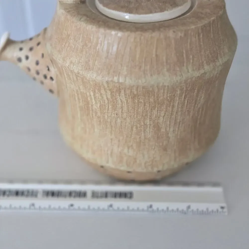 Madeline Stahl Signed Pottery Handmade Tea pot with‎ lid Beige Dotted